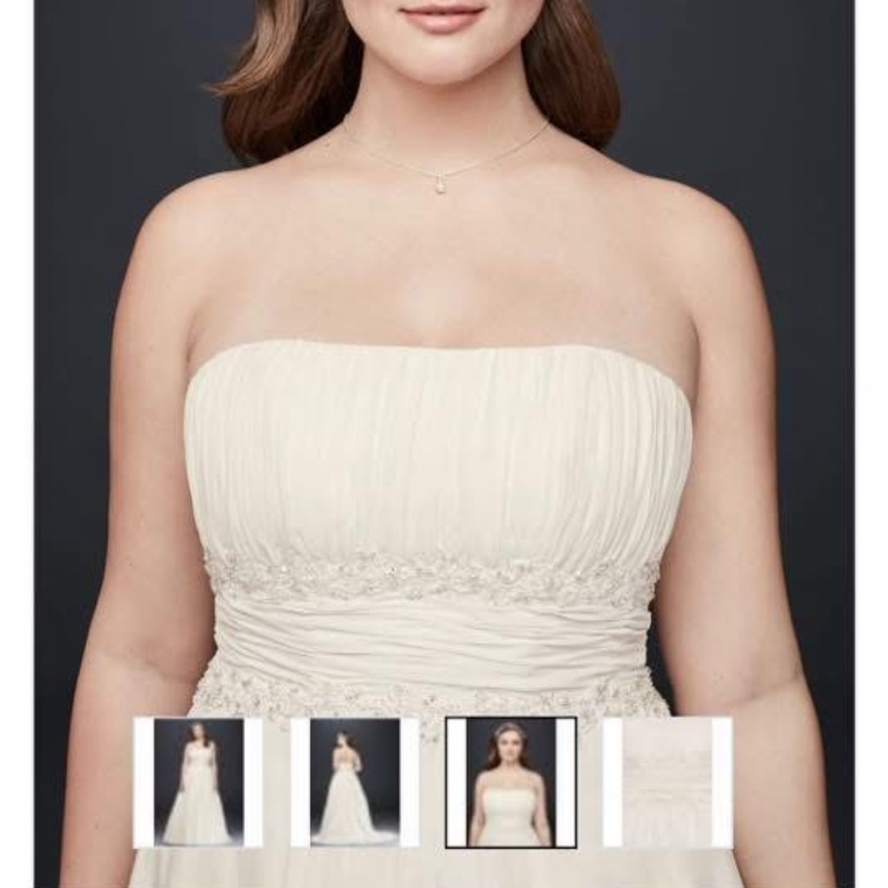 Elegant Strapless White Dress with Floral Headband
